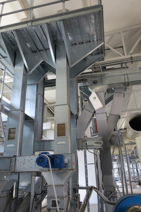 Maszyny z zakladu produkcji biopaliw<br> 
-1